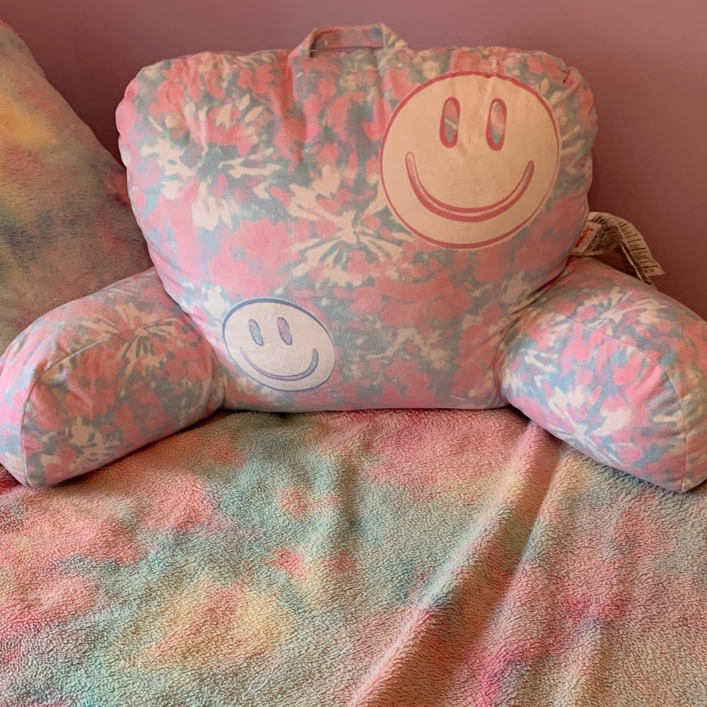 iScream Tie-Dye Smiley Pillow Rest Lounge Pillow